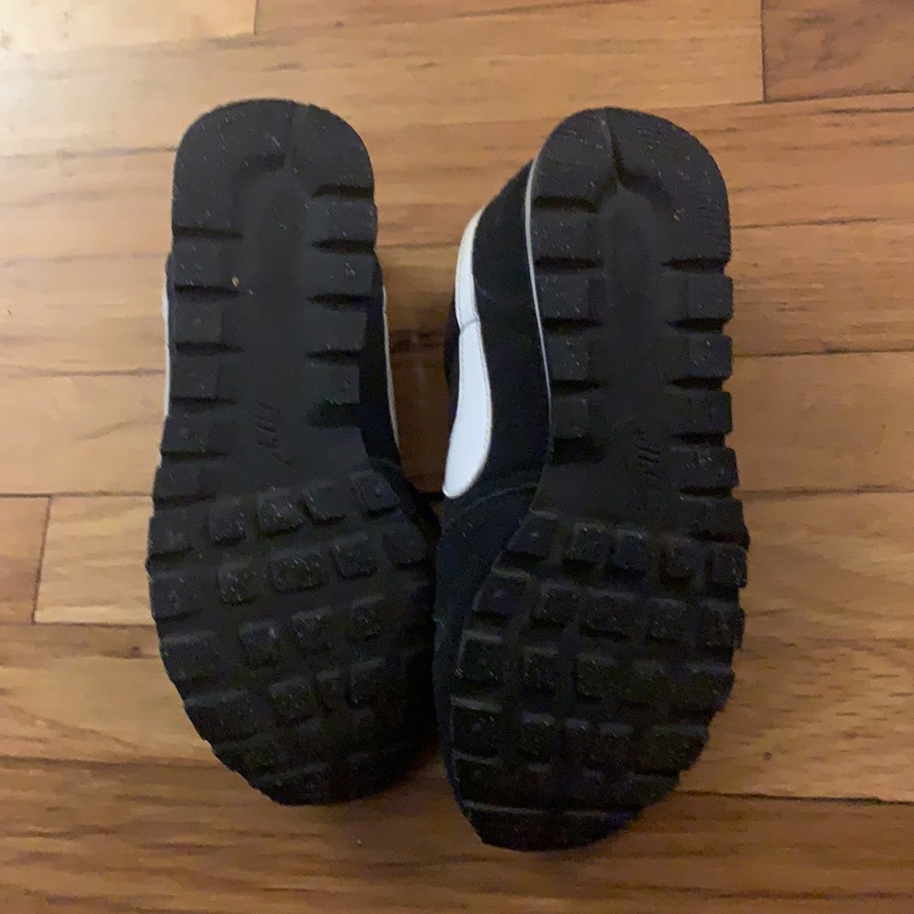 Nike sneakers - Picture 5 of 11